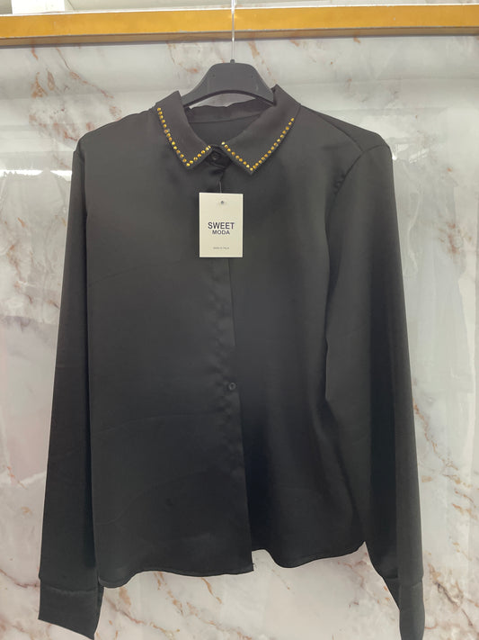 Camicia nera e oro