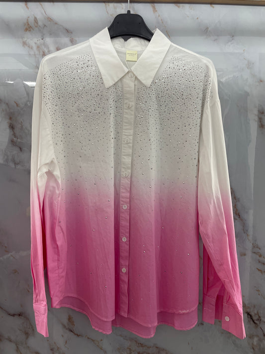 Camicia bianca e rosa