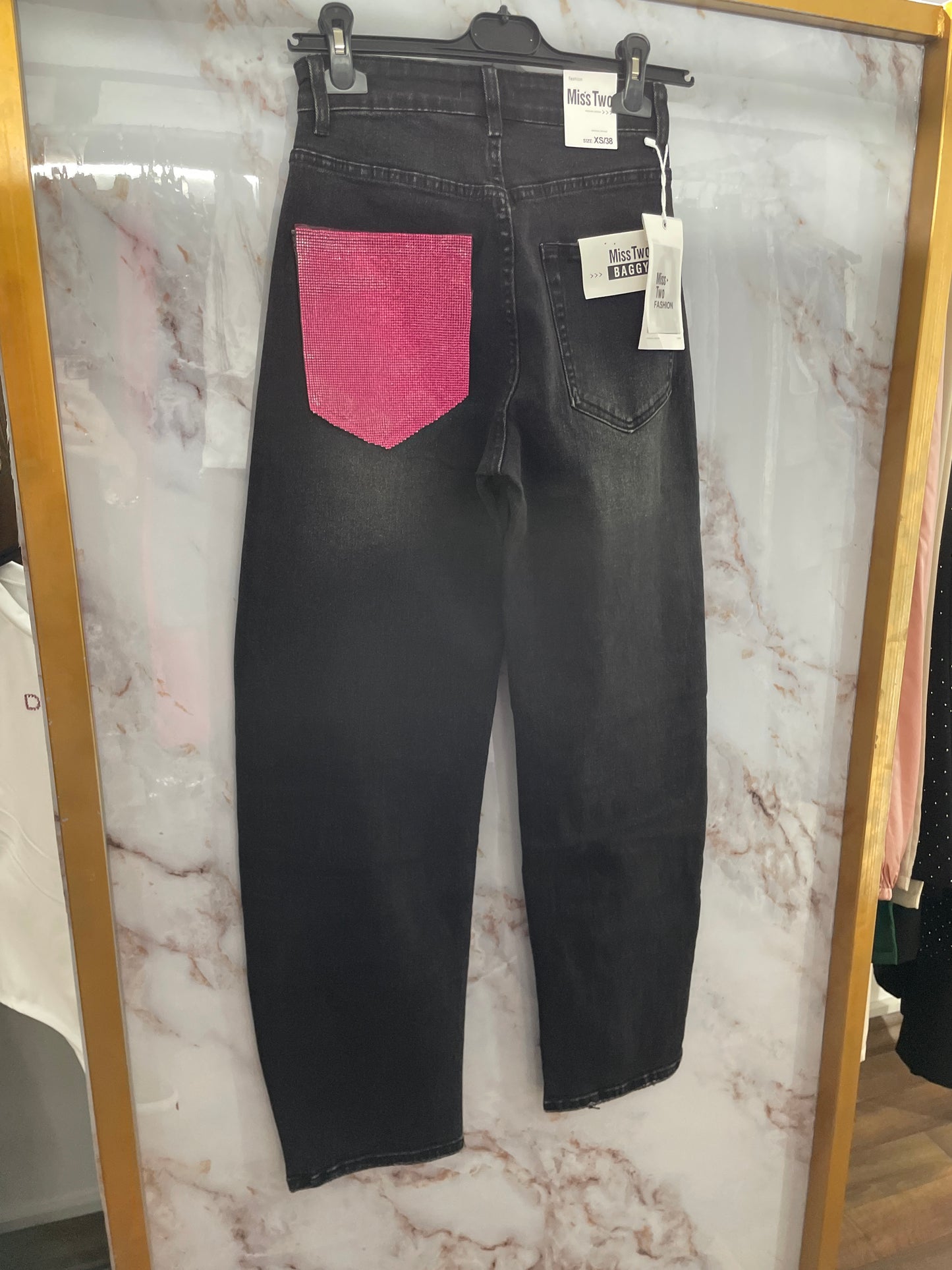 Jeans nero tasca fucsia